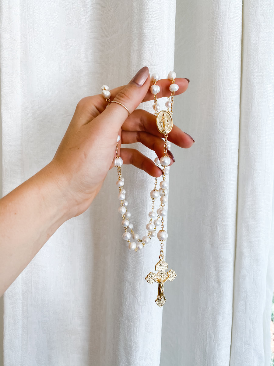 The Immaculate Conception Freshwater Pearl Rosary